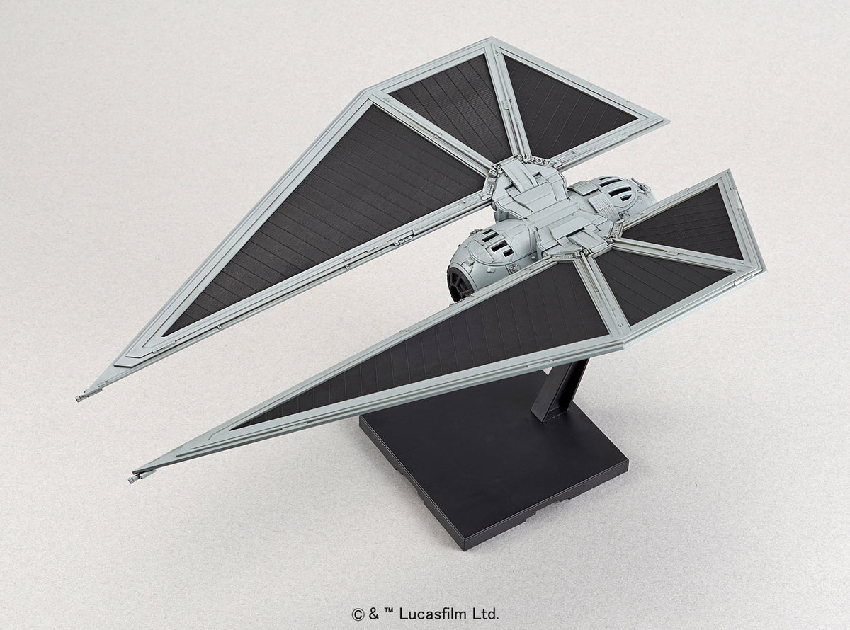 BANDAI TIE Striker (Rogue 1)