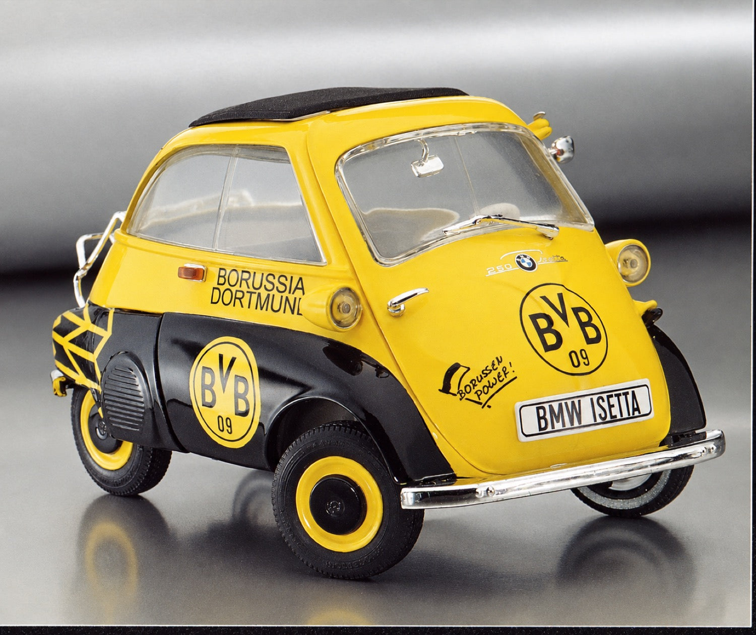 Fußball-Isetta