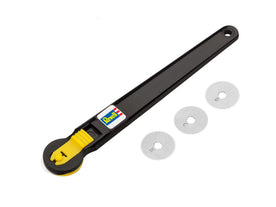 Engraving tool for rows of rivets