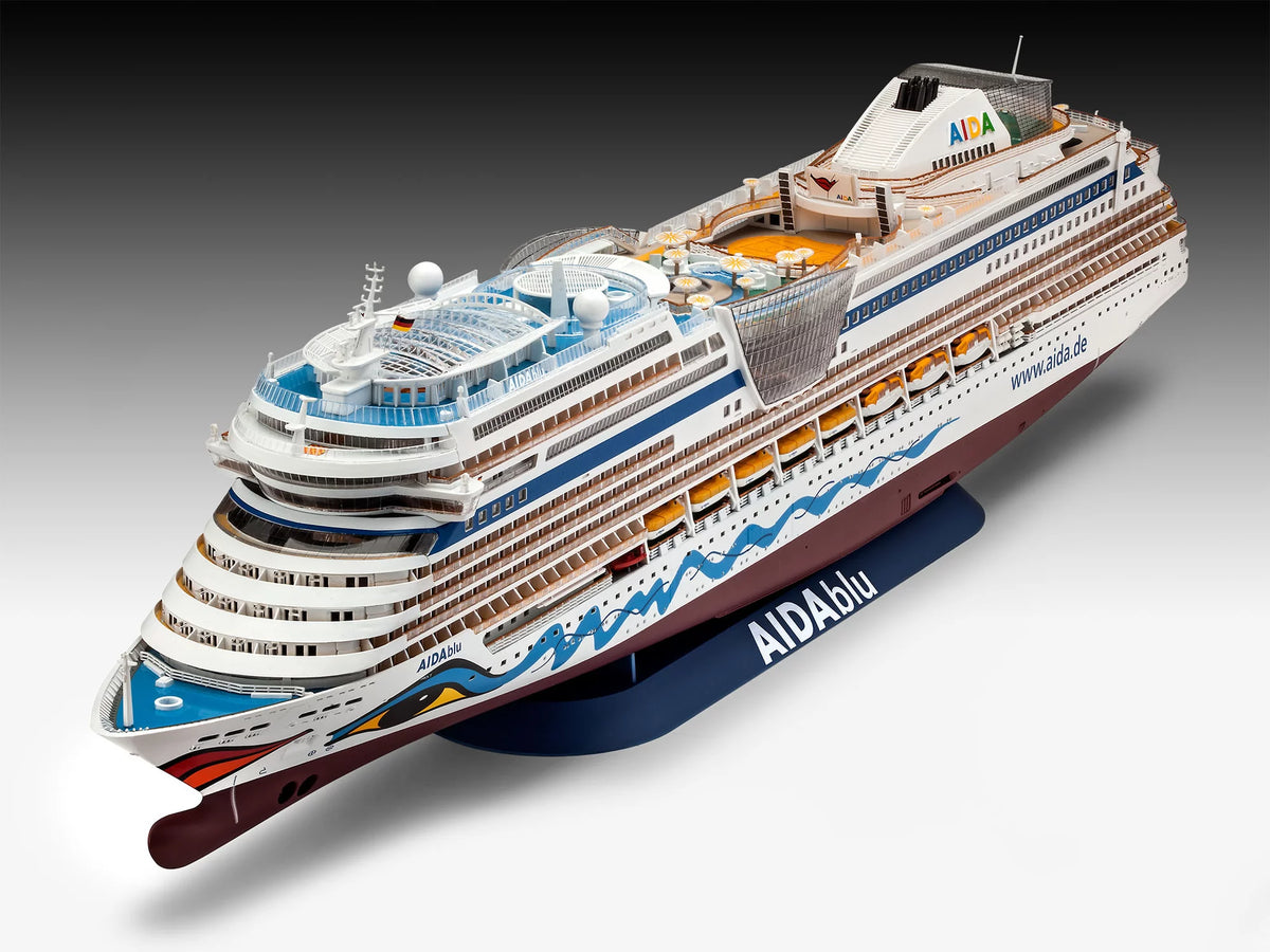 Cruise Ship AIDA (AIDAblu, sol, mar or stella)