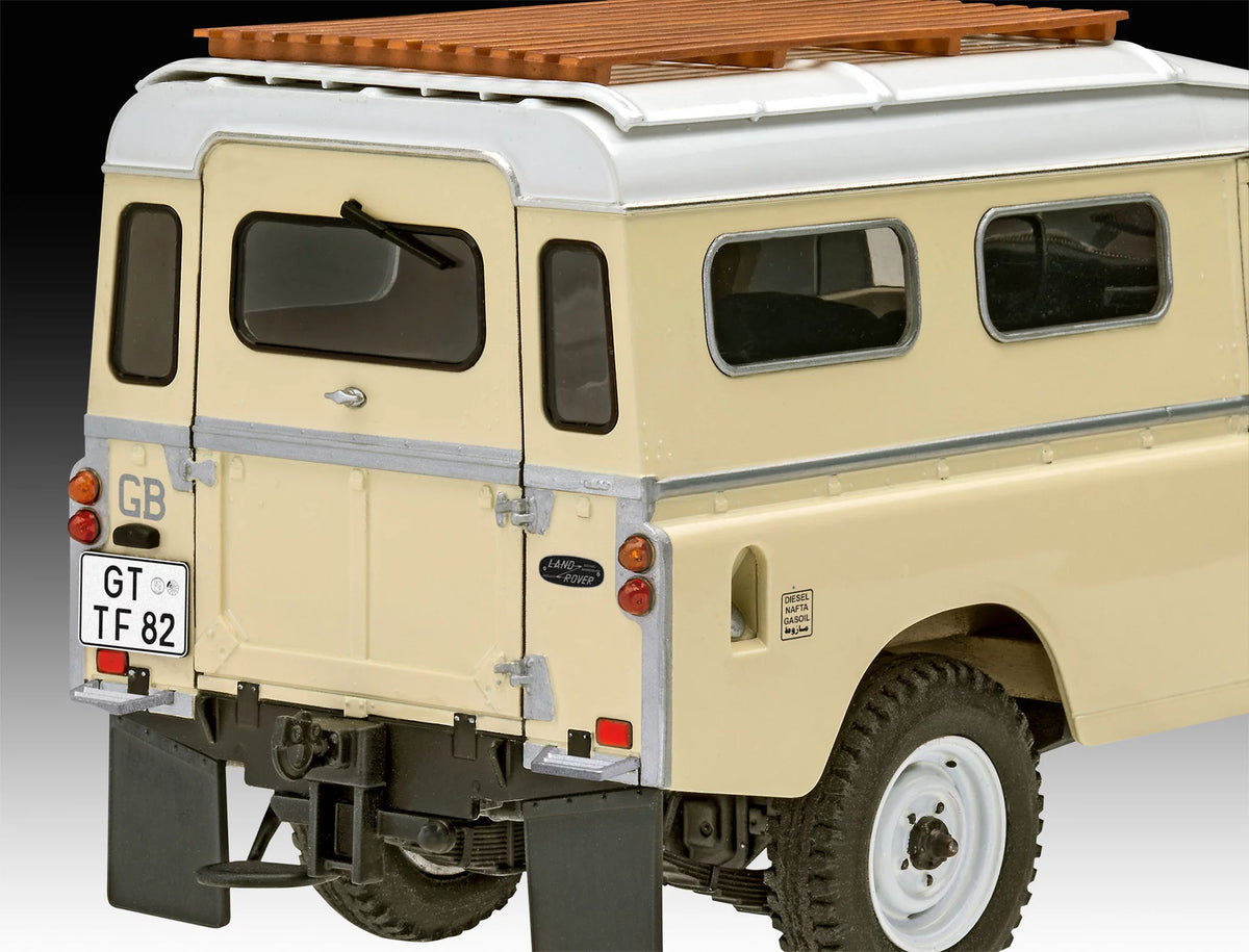 Model Set Land Rover Series III LWB (commercial)