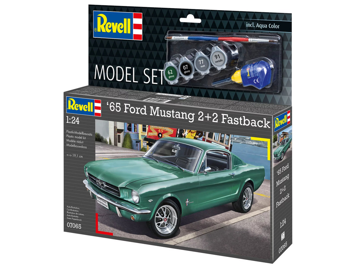 Set di modellini Ford Mustang 2+2 Fastback del 1965