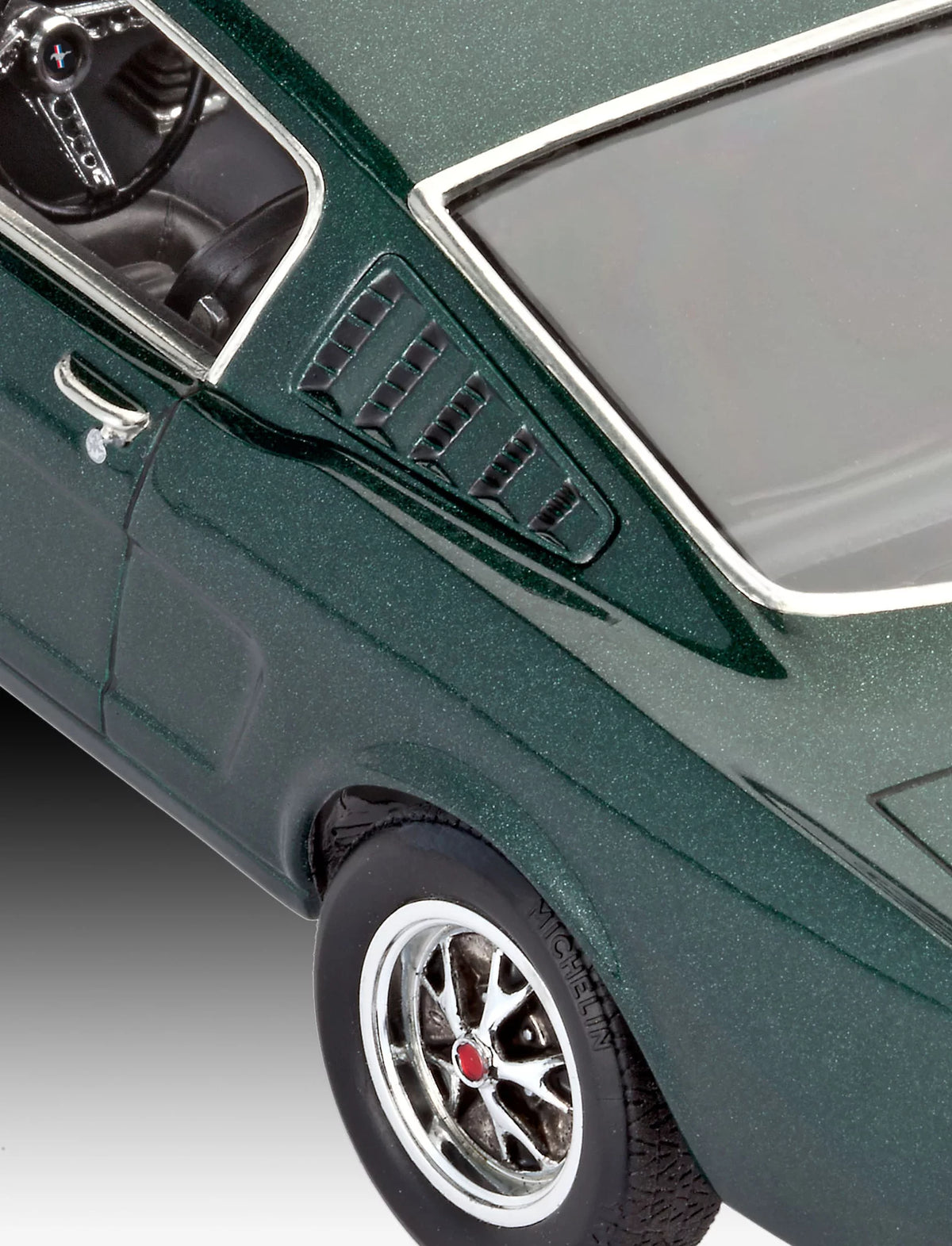 Set di modellini Ford Mustang 2+2 Fastback del 1965