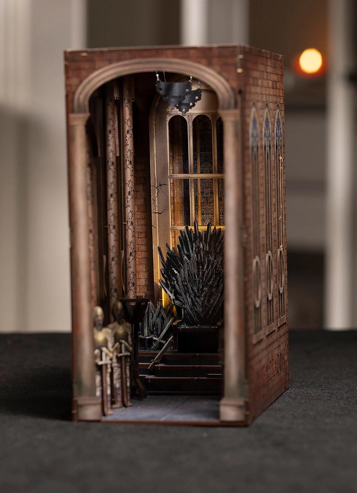 Tiny Adventures - Casa del Dragón "Trono de Hierro