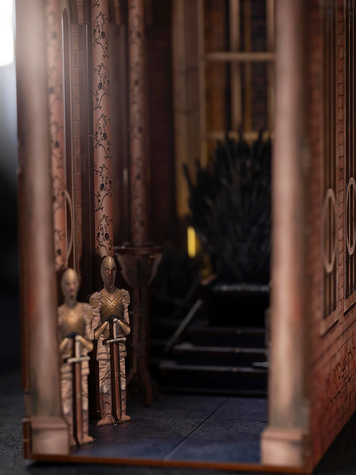 Tiny Adventures - Casa del Dragón "Trono de Hierro